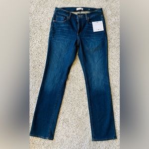LOFT Curvy Size 6 straight jeans....